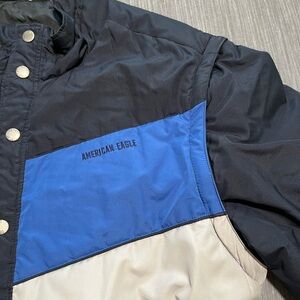 Men’s Medium AE Winter Coat (sleeves zip off and becomes vest). Smokefree home.